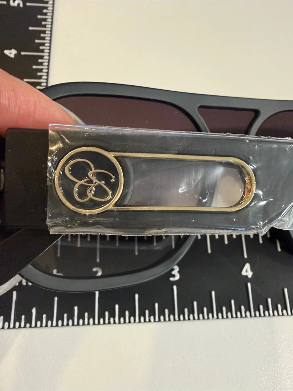 Jessica Simpson Black Oversized Shield Sunglasses